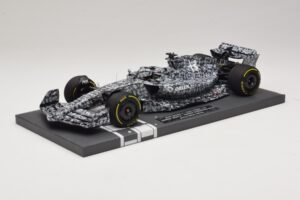 Alfa Romeo Orlen C42 R. Kubica Testing Barcelona 2022 Minichamps 1:18 117229988 Smola