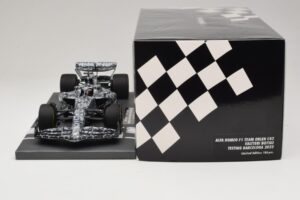 Alfa Romeo Orlen C42 V. Bottas Testing Barcelona 2022 Minichamps 1:18 117229977 Smola – slika 6 od 7