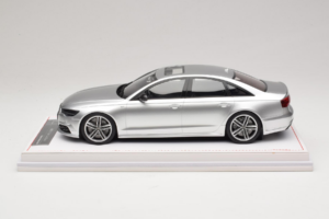 Audi S6 C7 Florett Silver Metallic IVY Merit 1:18 REMC038 Smola