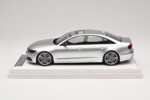 Audi S6 C7 Florett Silver Metallic IVY Merit 1:18 REMC038 Smola