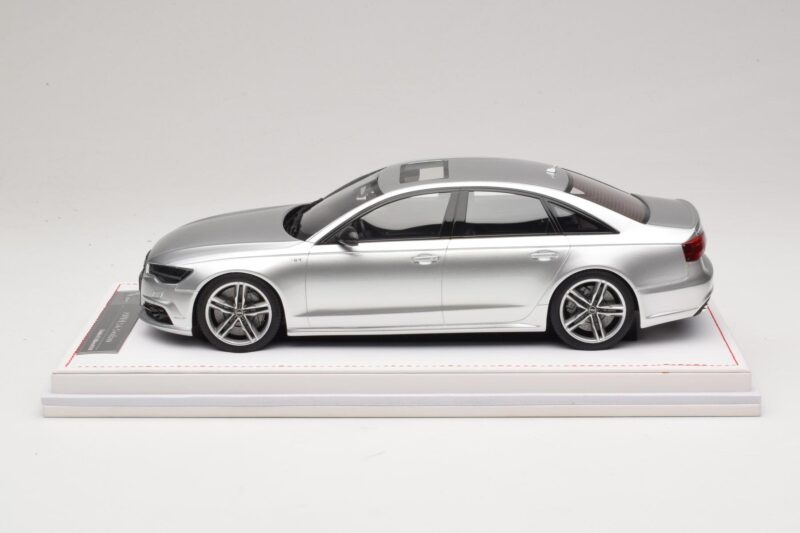 Audi S6 C7 Florett Silver Metallic IVY Merit 1:18 REMC038 Smola