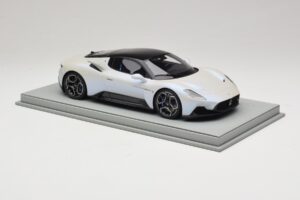 Maserati MC20 Bianco Audace BBR 1:18 P18191AMAS Smola – slika 5 od 6