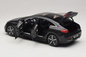 Mercedes EQE V295 Graphite Grey Magno NZG 1:18 B66961108 Kovina – slika 7 od 8