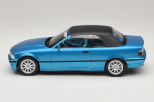 BMW 3 Series E36 Kabriolet Moder Kovinski MCG 1:18 MCG18319 Kovina – slika 4 od 7