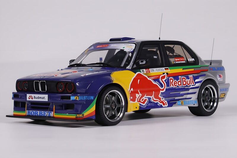 BMW E30 V8 #229 E. Hountondji Red Bull Driftbrothers Drift 2023 Moder Otto 1:18 OT486 Smola