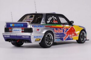 BMW E30 V8 #229 E. Hountondji Red Bull Driftbrothers Drift 2023 Moder Otto 1:18 OT486 Smola – slika 2 od 5