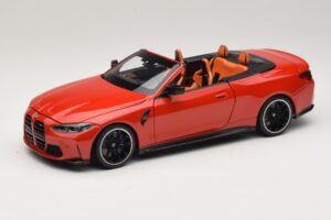 BMW M4 G83 Kabriolet Red Metallic Minichamps 1:18 110021030 Kovina