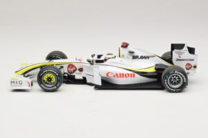Brawn GP BGP001 #22 J. Button Singapore GP 2009 Minichamps 1:18 180090222 Smola – slika 3 od 7