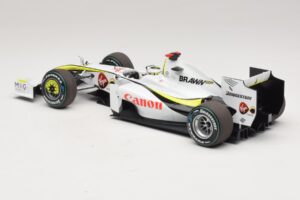 Brawn GP BGP001 #22 J. Button Singapore GP 2009 Minichamps 1:18 180090222 Smola – slika 5 od 7