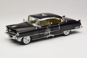 Cadillac Fleetwood Series 60 The Godfather Greenlight 1:18 12949 Kovina