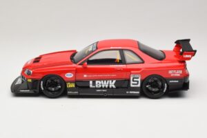 Nissan Skyline ER34 LB Super Silhouette Active Red GT Spirit 1:18 GT570 Smola – slika 3 od 6