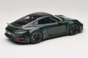 Porsche 911 992 Turbo S Brabus 900 Rocket R Mean Green GT Spirit 1:18 GT959 Smola – slika 2 od 6