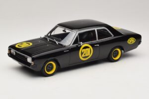 Opel Rekord C #201 Black Widow MCG 1:18 MCG18560 Kovina
