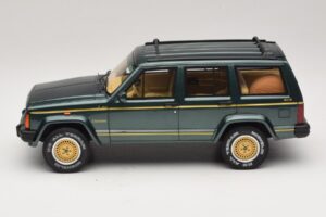 Jeep Cherokee XJ Limited Hunter Green Otto 1:18 OT1204 Smola – slika 3 od 6