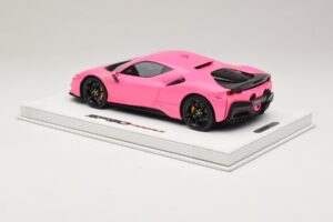 Ferrari SF90 Pack Fiorano Bleščeč Qatar Pink BBR 1:18 RACELINE137 Smola – slika 5 od 7