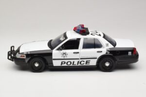 Ford Crown Victoria Police Interceptor The Hangover Movie Greenlight 1:18 12911 Kovina – slika 3 od 6