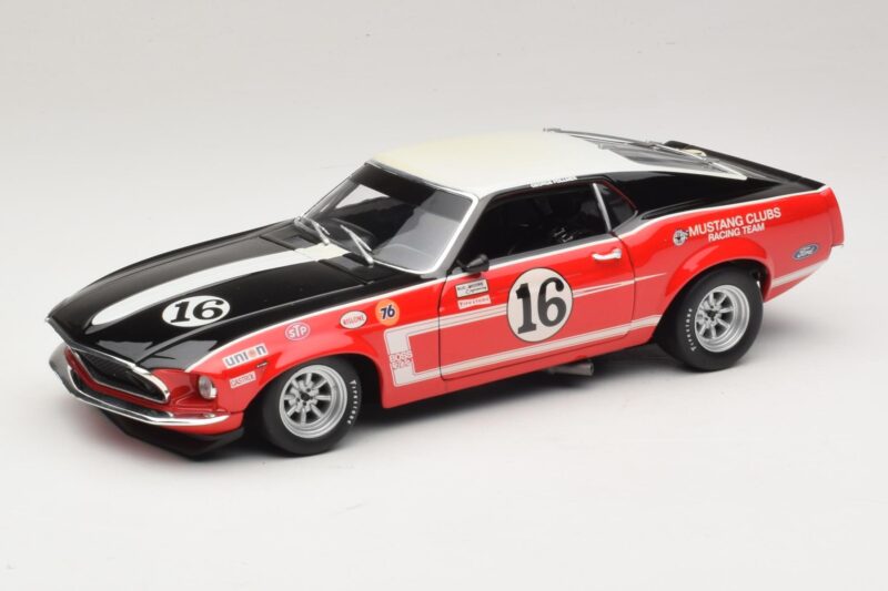 Ford Mustang Boss 302 #16 Bud Moore Engineering G. Follmer Trans-Am 1969 OEM 1:18 FORD006 Kovina