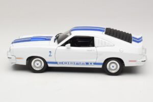 Ford Mustang II Cobra II Charlie's Angels Movie Greenlight 1:18 12880 Kovina – slika 4 od 8