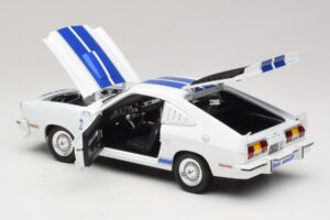 Ford Mustang II Cobra II Charlie's Angels Movie Greenlight 1:18 12880 Kovina – slika 5 od 8