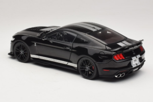Ford Mustang Shelby GT500 S550 Črn IXO 1:18 U18RDC002-FO Kovina – slika 7 od 8