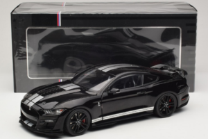 Ford Mustang Shelby GT500 S550 Črn IXO 1:18 U18RDC002-FO Kovina – slika 8 od 8