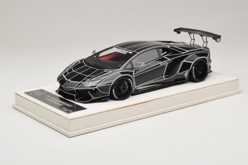 Lamborghini Aventador Liberty Walk TRON Bleščeče Črna JUC 1:18 J32-14 Smola