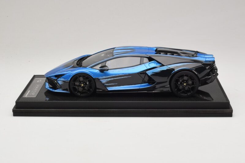 Lamborghini Revuelto Blue Black IVY Merit 1:18 REMC040 Smola