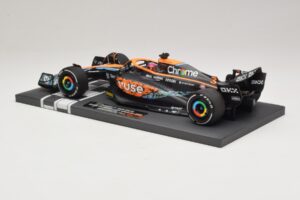 McLaren MCL36 #3 D. Ricciardo Abu Dhabi GP 2022 Minichamps 1:18 537224003 Smola – slika 5 od 7