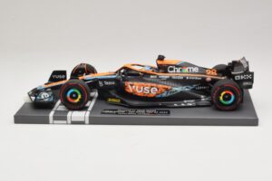 McLaren MCL36 O. Piastri Abu Dhabi Test 2022 Minichamps 1:18 537221828 Smola – slika 3 od 7