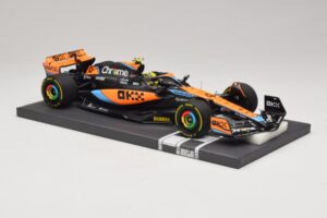 McLaren MCL60 #4 L. Norris 2nd Place Hungarian GP 2023 Minichamps 1:18 537233004 Smola – slika 4 od 7