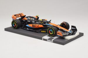 McLaren MCL60 #4 L. Norris Australian GP 2023 Minichamps 1:18 537232104 Smola – slika 4 od 7