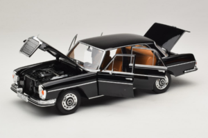 Mercedes 280 SE W108 Črn Norev 1:18 183360 Kovina – slika 2 od 8