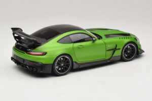 Mercedes AMG GT Black Series C190 Matt Green Metallic Minichamps 1:18 110032022 Kovina – slika 3 od 8