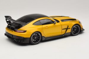 Mercedes AMG GT Black Series C190 Solarbeam Yellow Metallic Minichamps 1:18 110032021 Kovina – slika 3 od 8