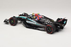 Mercedes AMG Petronas W15 E Performance L. Hamilton Winner British GP 2024 Minichamps 1:18 110241244 Smola – slika 5 od 7