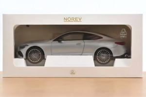 Mercedes CLE C236 Kupe Hightech Silver Norev 1:18 183939 Kovina – slika 2 od 2