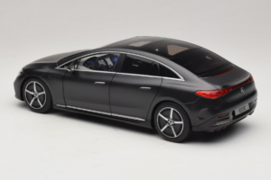 Mercedes EQE V295 Graphite Grey Magno NZG 1:18 B66961108 Kovina – slika 4 od 8