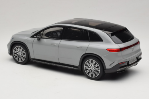 Mercedes EQS SUV X296 Manufaktur Alpine Grey NZG 1:18 B66960591 Kovina – slika 7 od 8