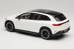 Mercedes EQS SUV X296 Manufaktur Diamond White NZG 1:18 B66960590 Kovina – slika 7 od 8