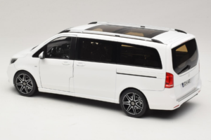 Mercedes V-Class W447 AMG Line Bel Norev 1:18 183876 Kovina – slika 7 od 8