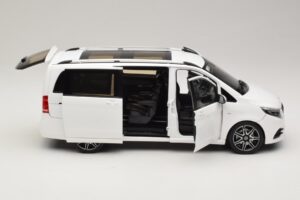 Mercedes V-Class W447 AMG Line Bel Norev 1:18 183876 Kovina – slika 4 od 8