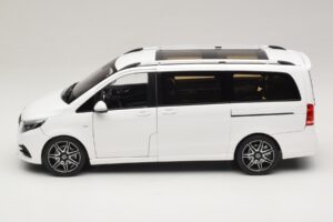 Mercedes V-Class W447 AMG Line Bel Norev 1:18 183876 Kovina – slika 5 od 8