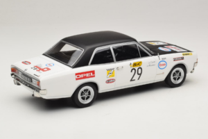 Opel Commodore A #29 J-L. Clarr / J-P. Peyroux Tour de France Automobile 1971 MCG 1:18 MCG18562R Kovina – slika 2 od 6