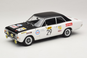 Opel Commodore A #29 J-L. Clarr / J-P. Peyroux Tour de France Automobile 1971 MCG 1:18 MCG18562R Kovina