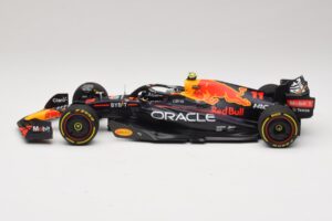 Oracle Red Bull Racing RB18 S. Perez Winner Monaco GP 2022 Minichamps 1:18 110220711 Smola – slika 3 od 7