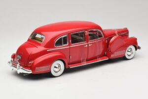 Packard Super Eight One-Eighty Rdeč Greenlight 1:18 12971 Kovina – slika 2 od 6