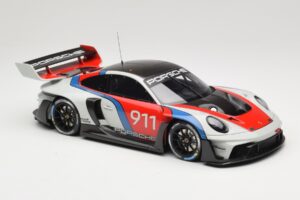 Porsche 911 992 GT3 R Rennsport GT Spirit 1:18 GT495 Smola – slika 4 od 6