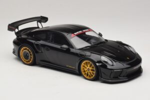 Porsche 911 992 GT3 RS Manthey Racing Črn z Zlatimi Platišči Minichamps 1:18 MR-911-GT3RS-1804 Kovina – slika 4 od 6