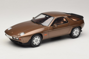 Porsche 928 S Tobacco Metallic GT Spirit 1:18 GT1005 Smola
