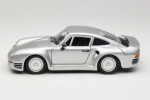 Porsche 959 Srebrn Tonka 1:18 22213 Kovina – slika 4 od 8